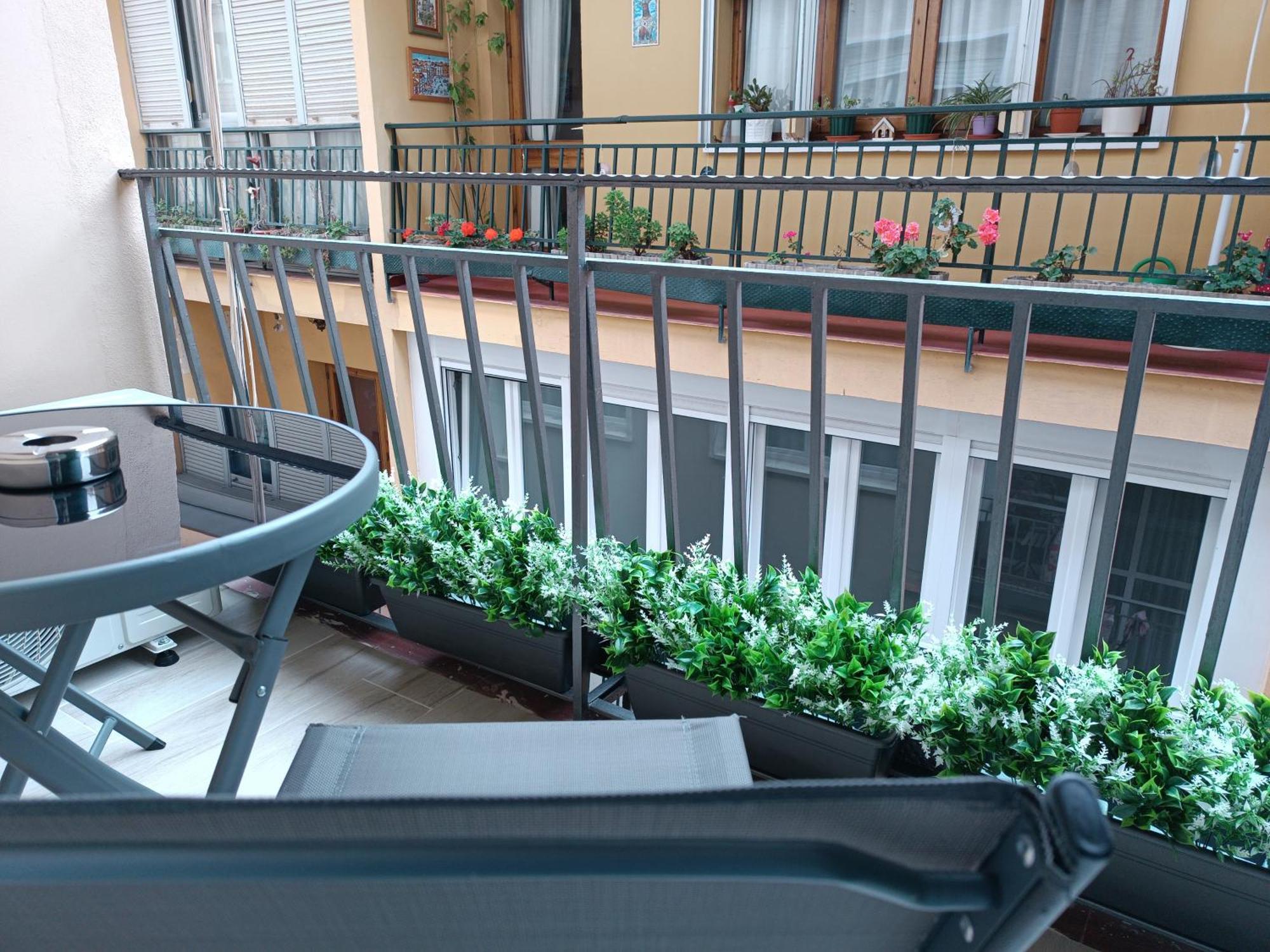 Alojamiento Beethoven Luxury Malaga Exterior photo