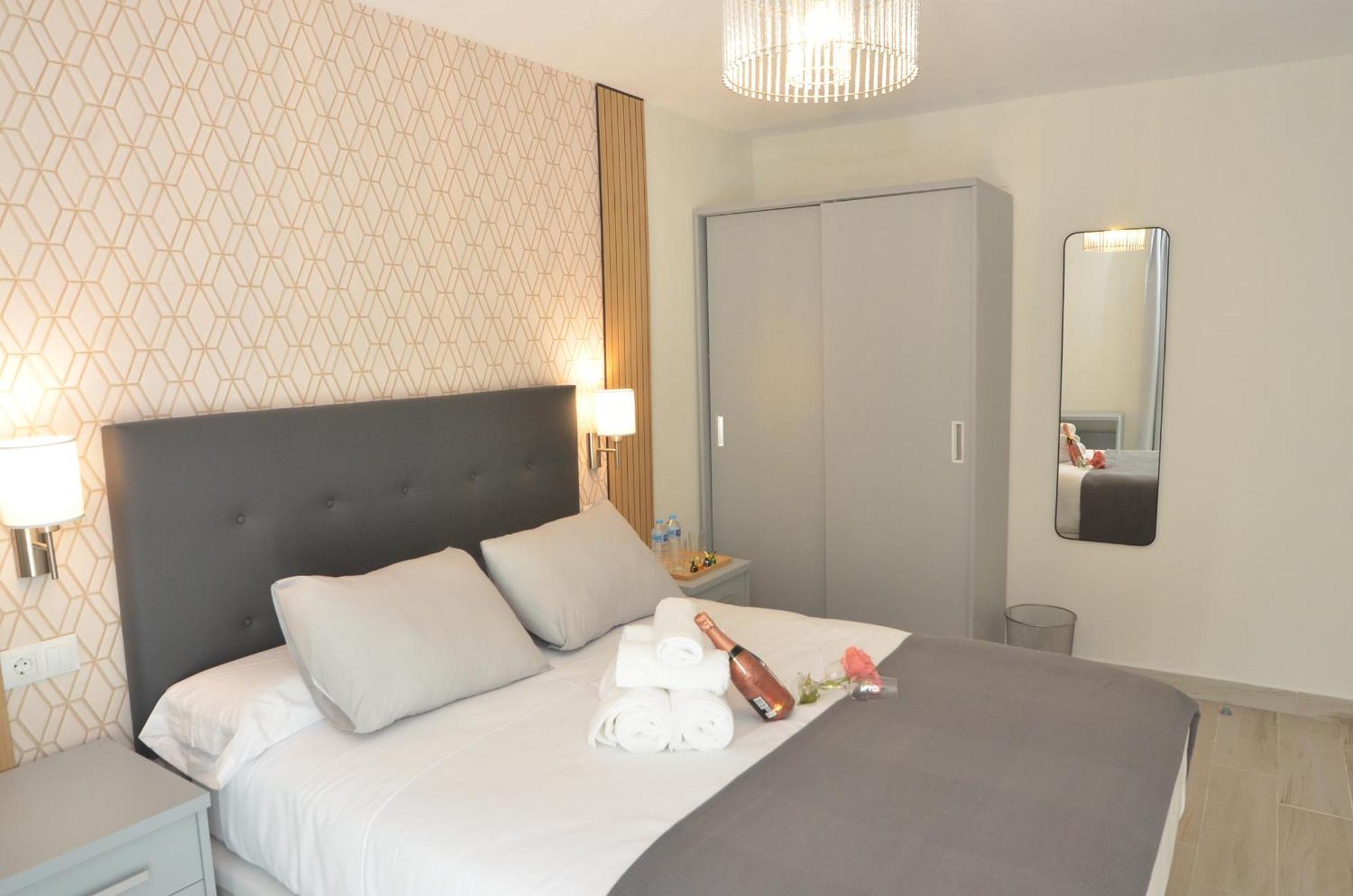 Alojamiento Beethoven Luxury Malaga Exterior photo